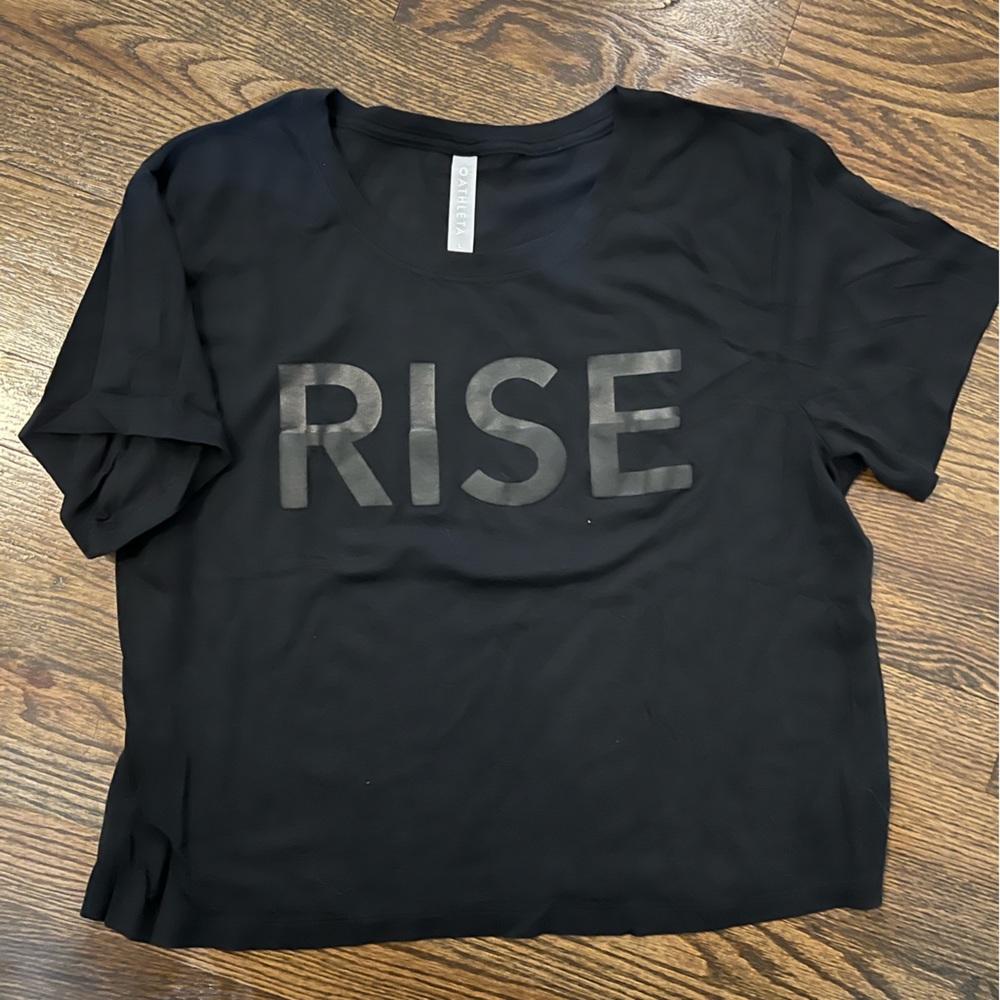 Athleta Crop Tshirt